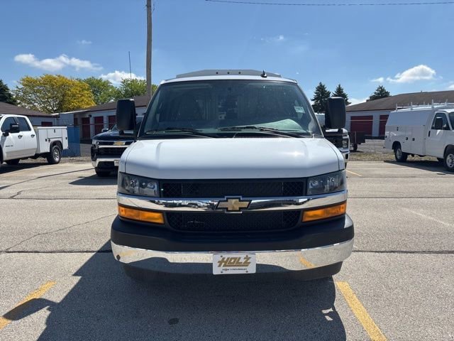 New 2024 Chevrolet Express 3500 RWD image 5