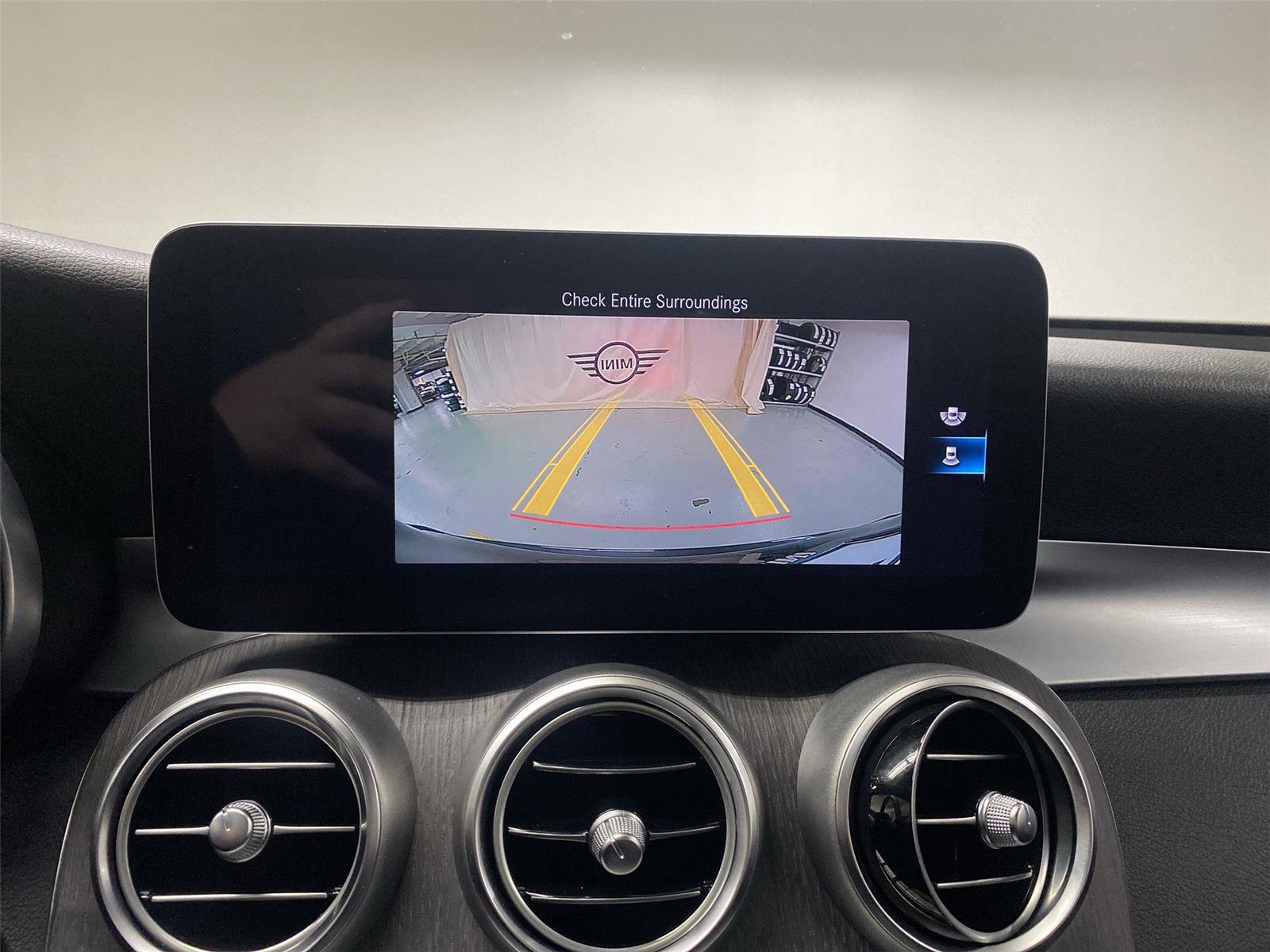 Used 2020 Mercedes-Benz GLC 300 4MATIC w/ Premium Package image 26