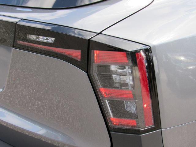 Certified 2025 Nissan Kicks SV FWD image 13