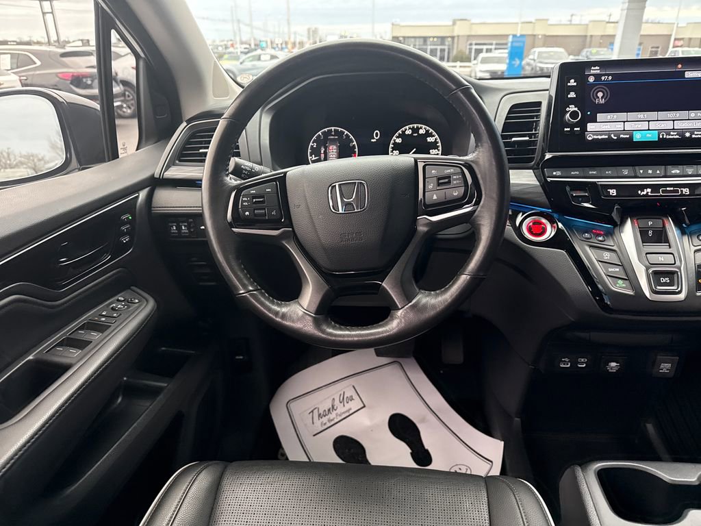 Used 2025 Honda Odyssey Elite image 17