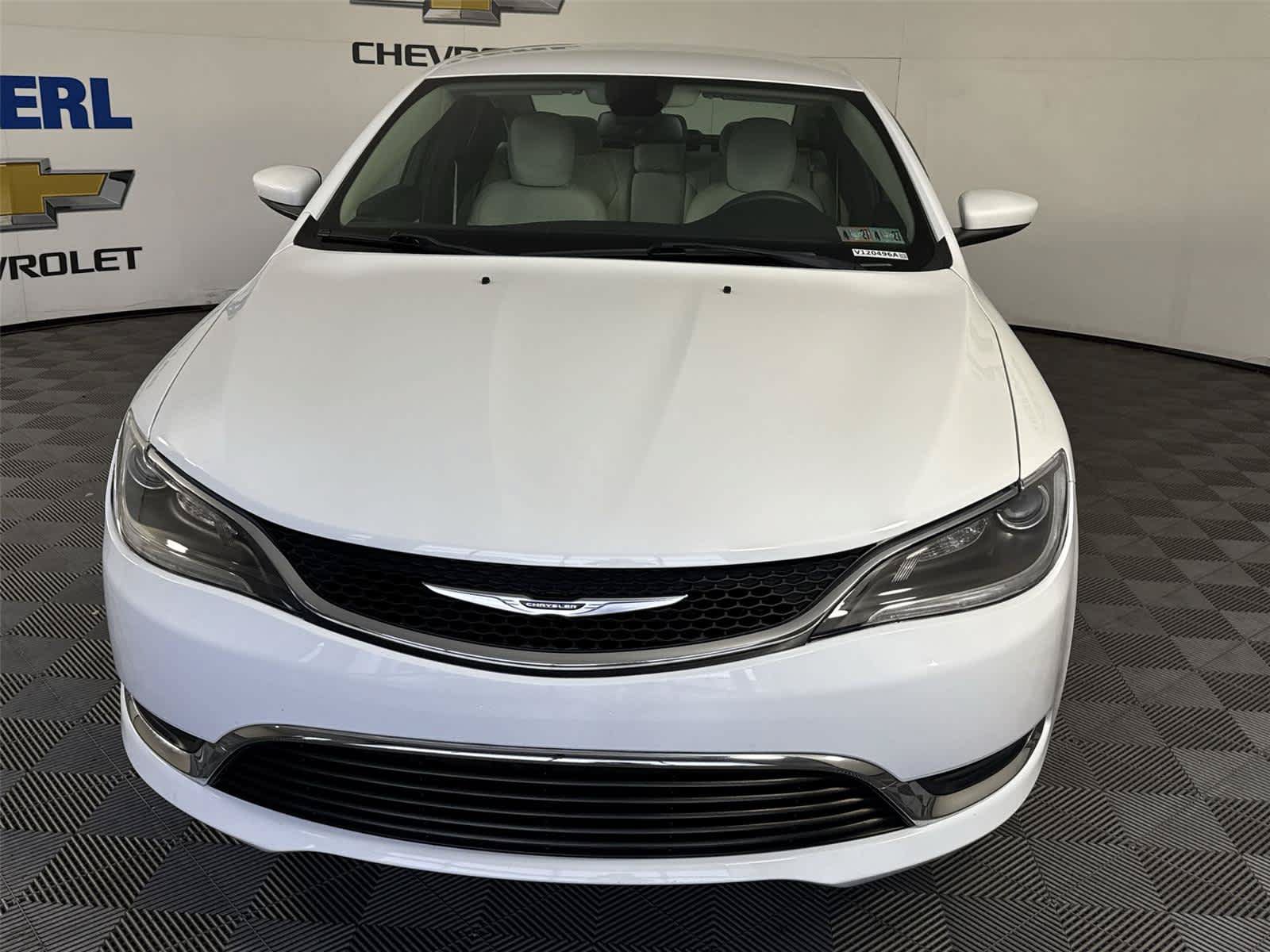 Used 2016 Chrysler 200 Limited FWD image 8