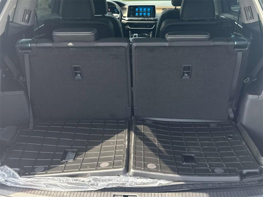 New 2025 Volkswagen Atlas SE image 22