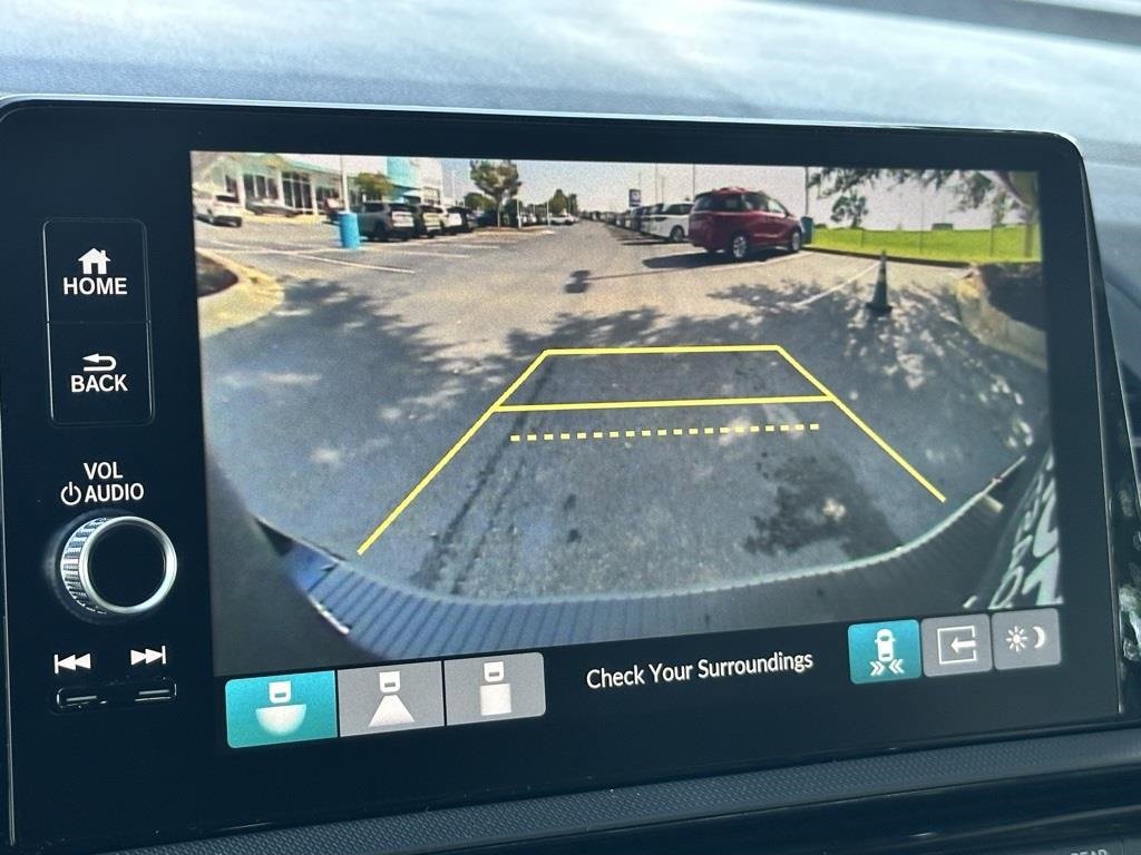 New 2026 Honda Odyssey Touring image 14