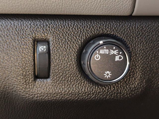 Certified 2022 Chevrolet Colorado W/T w/ Custom Special Edition image 17