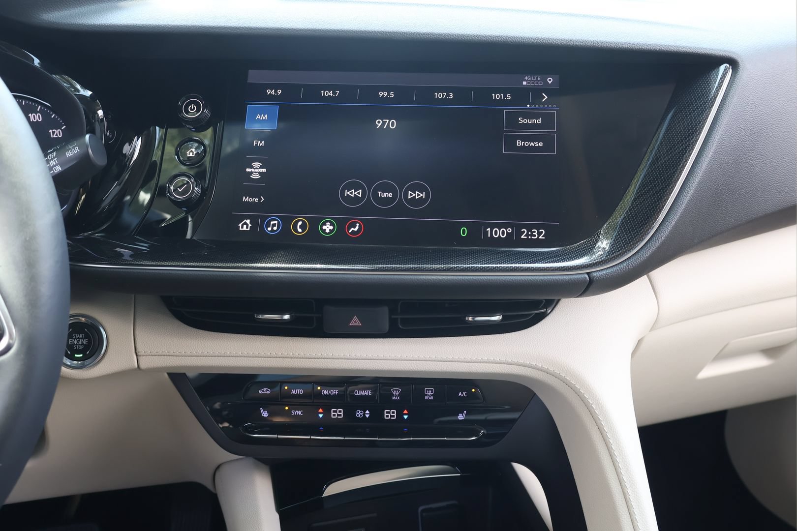 Used 2021 Buick Envision Essence FWD image 23
