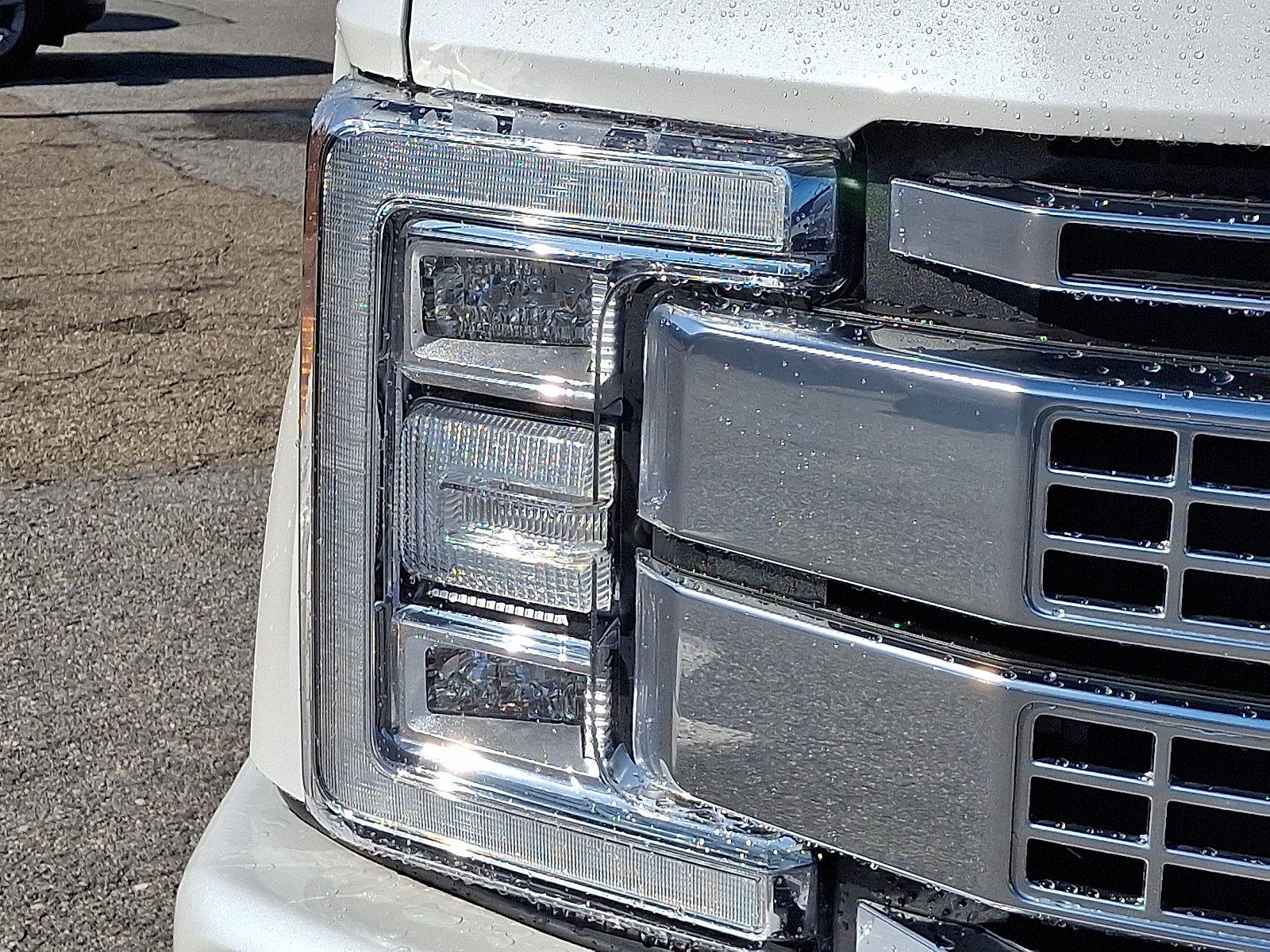 Used 2018 Ford F250 Platinum AWD/4WD image 9