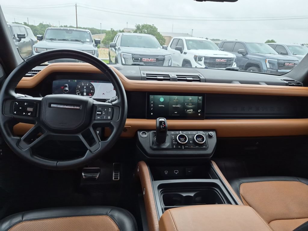 Used 2021 Land Rover Defender 110 X AWD/4WD image 31