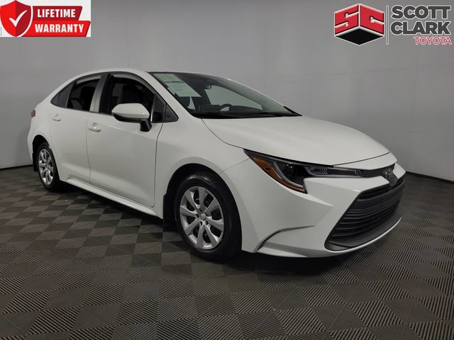 Used 2025 Toyota Corolla LE FWD image 1