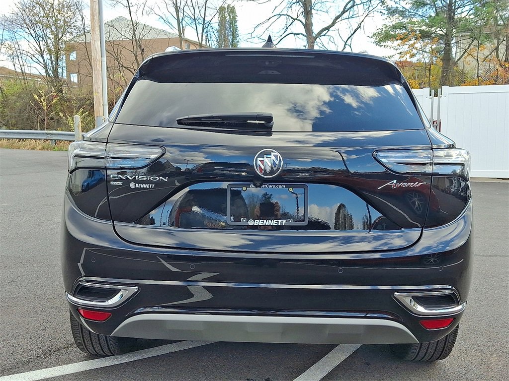 Used 2023 Buick Envision Avenir image 5