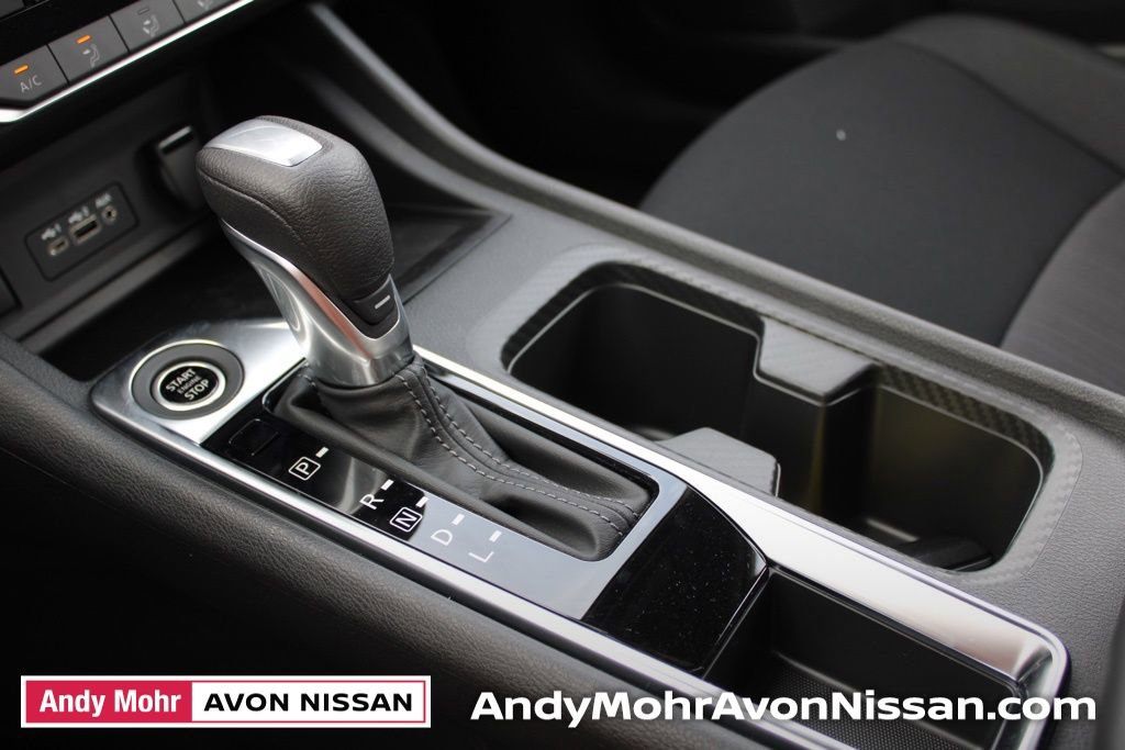 New 2025 Nissan Sentra SV image 25