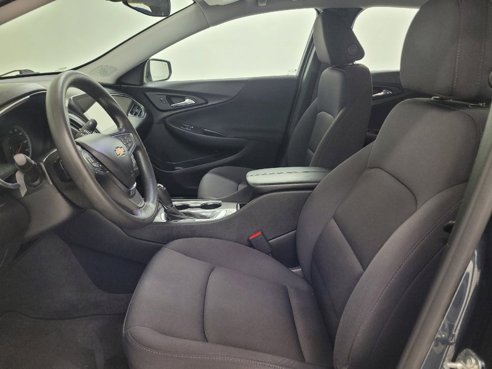 Used 2020 Chevrolet Malibu LT FWD image 17