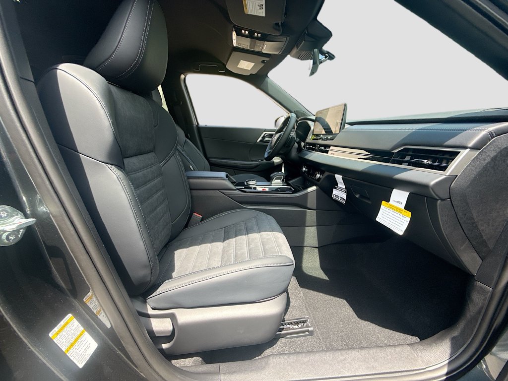 New 2026 Mitsubishi Outlander LE FWD image 31