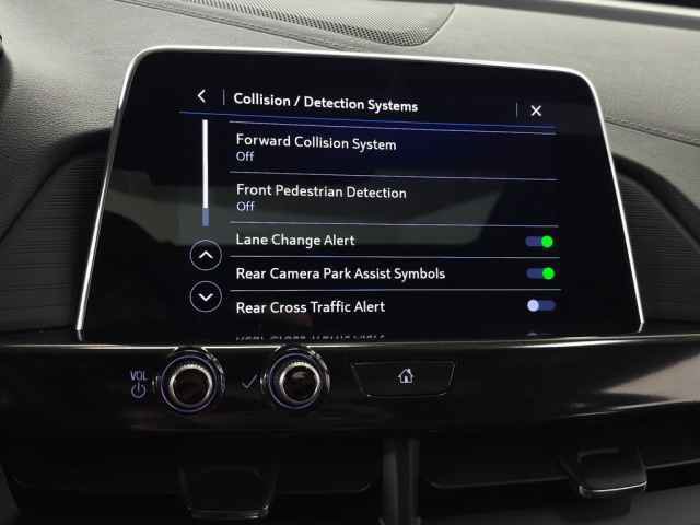 Certified 2025 Cadillac CT4 Luxury image 31