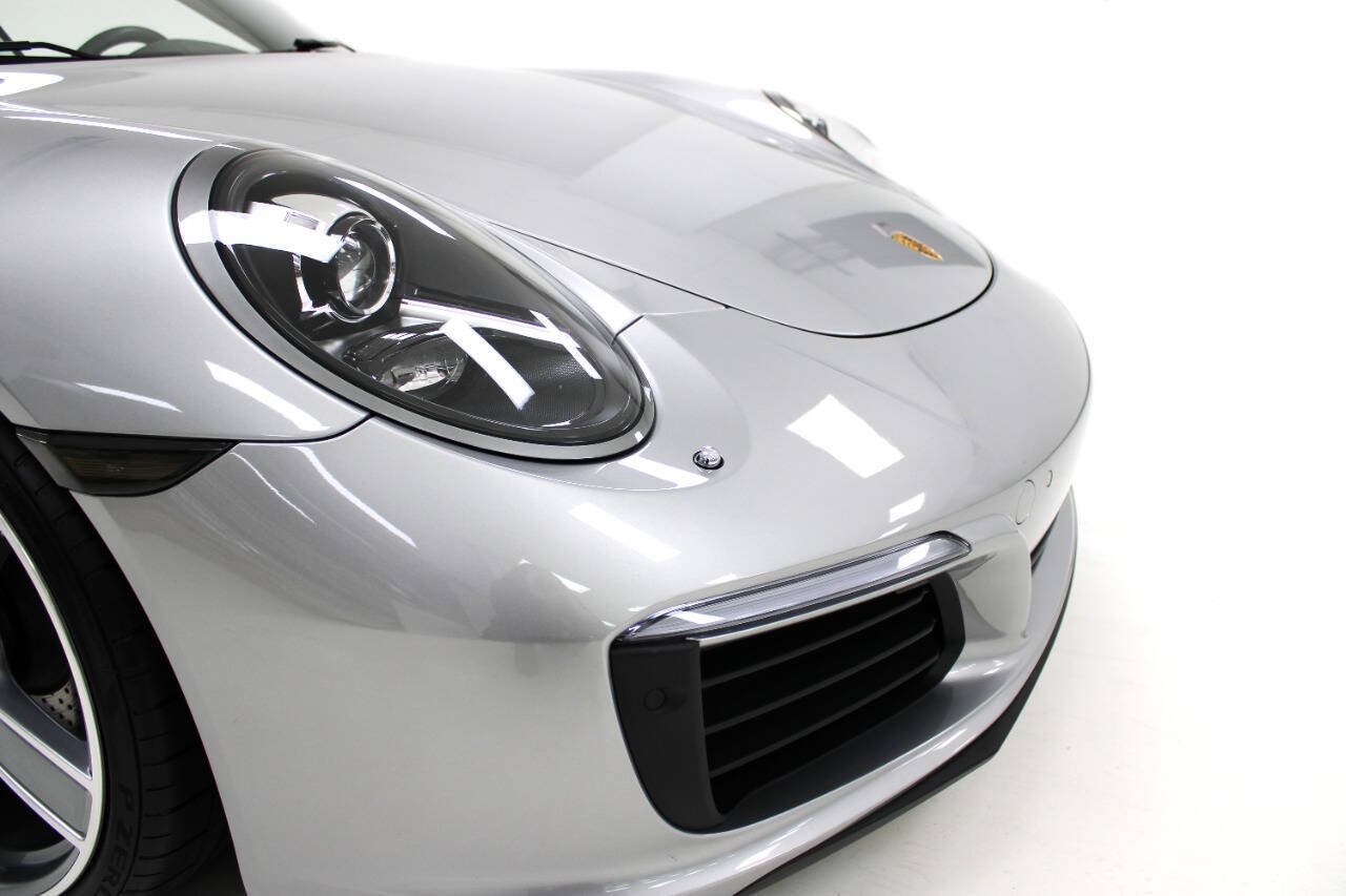 Used 2017 Porsche 911 Carrera image 35