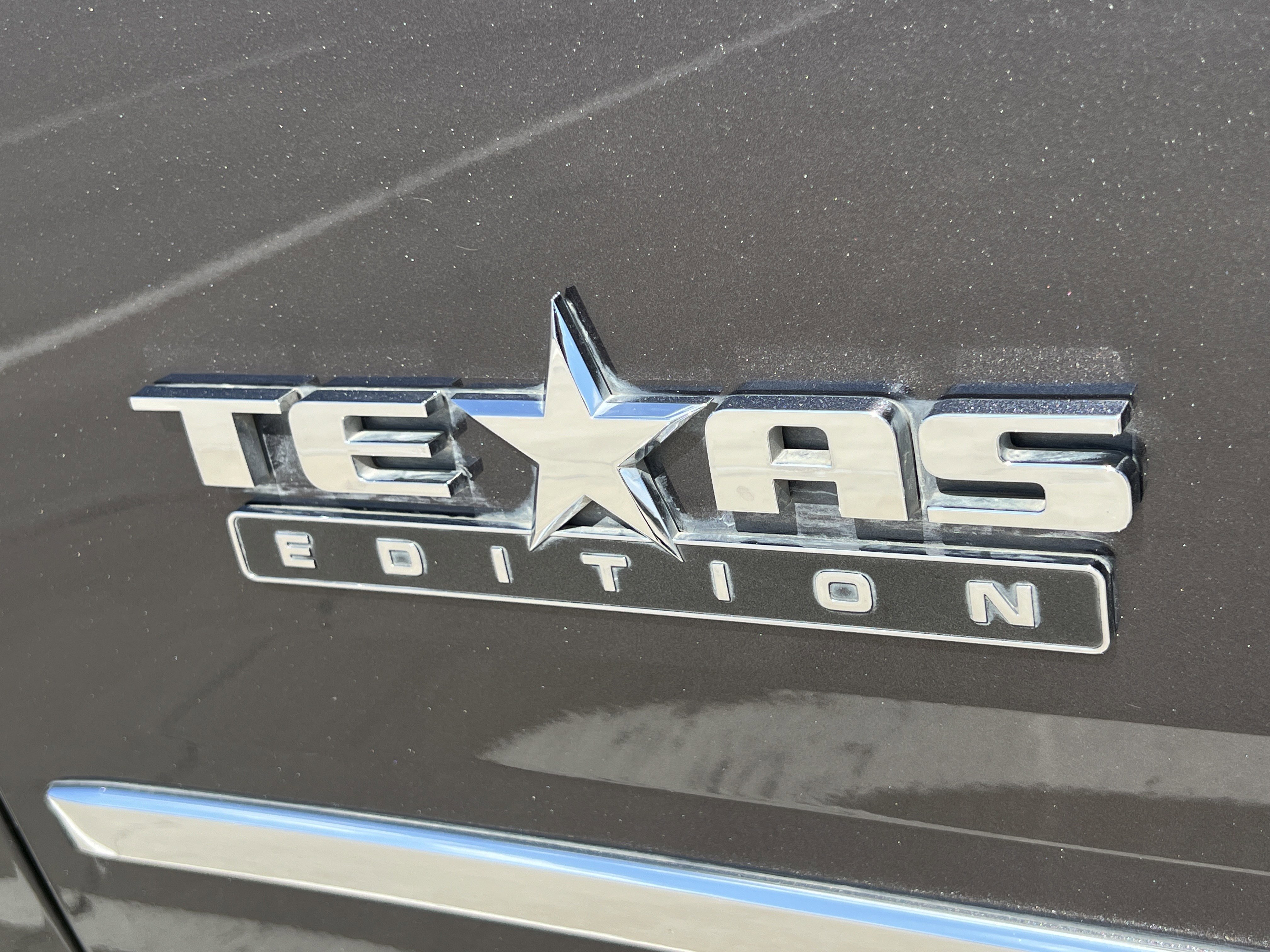 Used 2017 Chevrolet Tahoe LT w/ LT Signature Package image 13