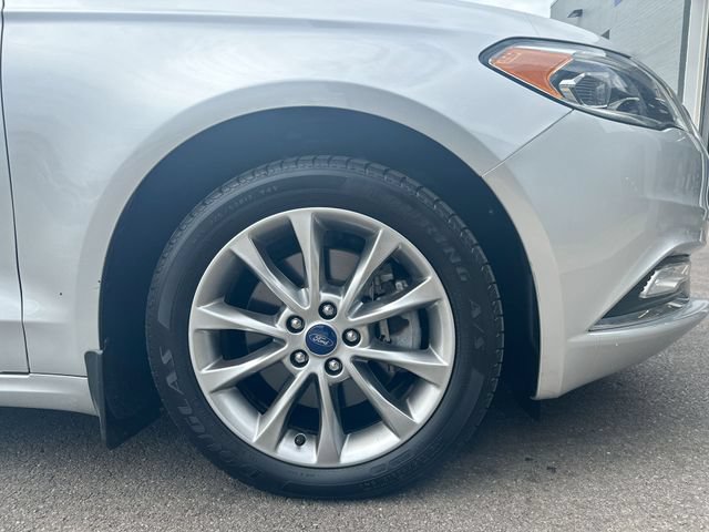 Used 2017 Ford Fusion Energi SE FWD image 12
