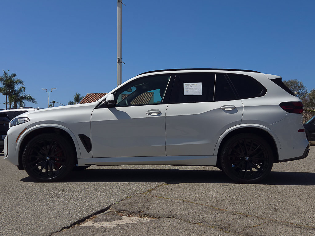 Used 2024 BMW X5 sDrive40i w/ M Sport Package RWD image 4
