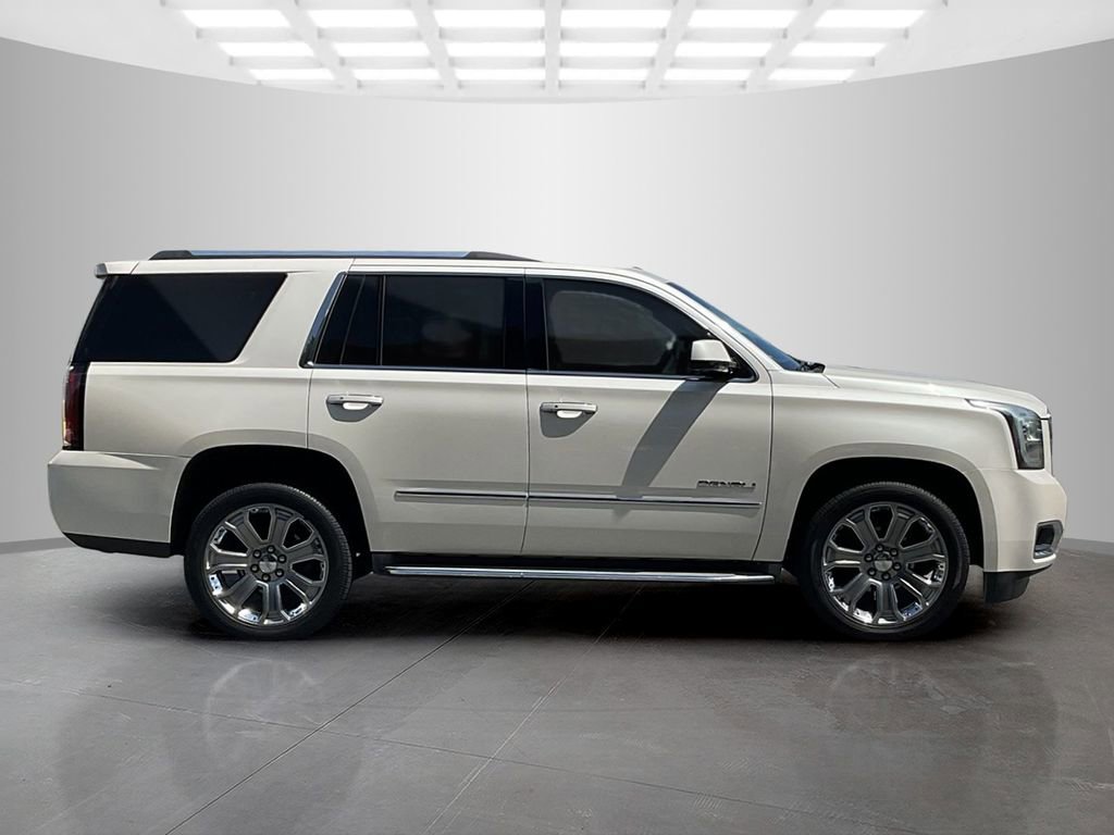 Used 2015 GMC Yukon Denali w/ Touring Package AWD/4WD image 8