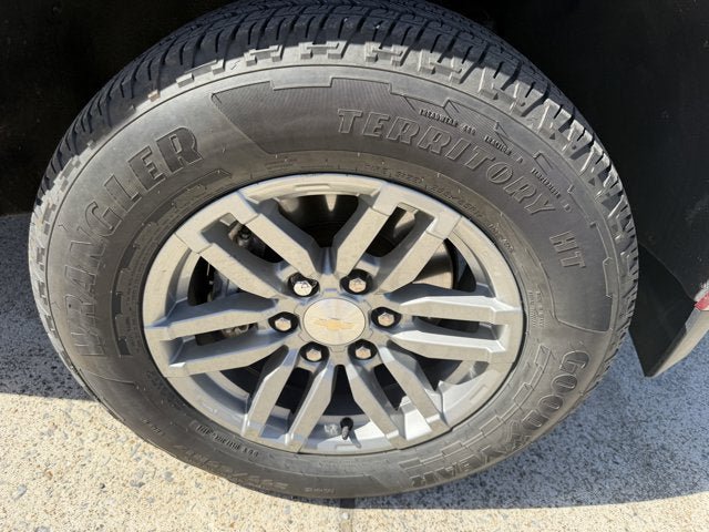 Used 2024 Chevrolet Colorado LT w/ LT Convenience Package II RWD image 5