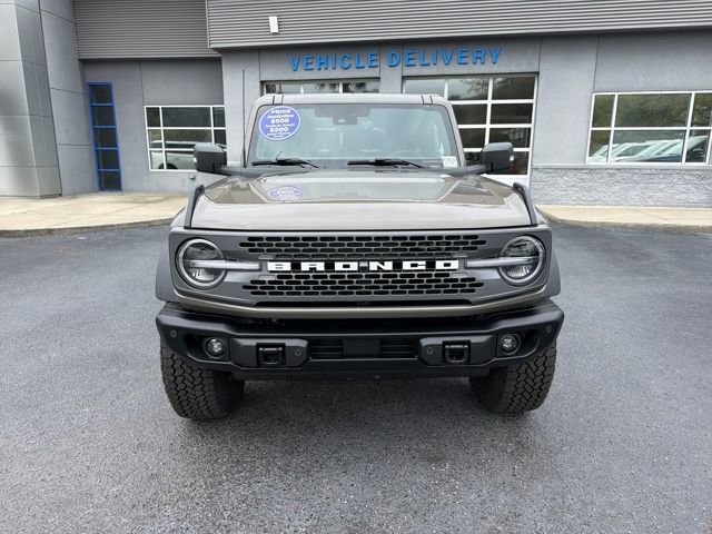 Used 2025 Ford Bronco Badlands image 3