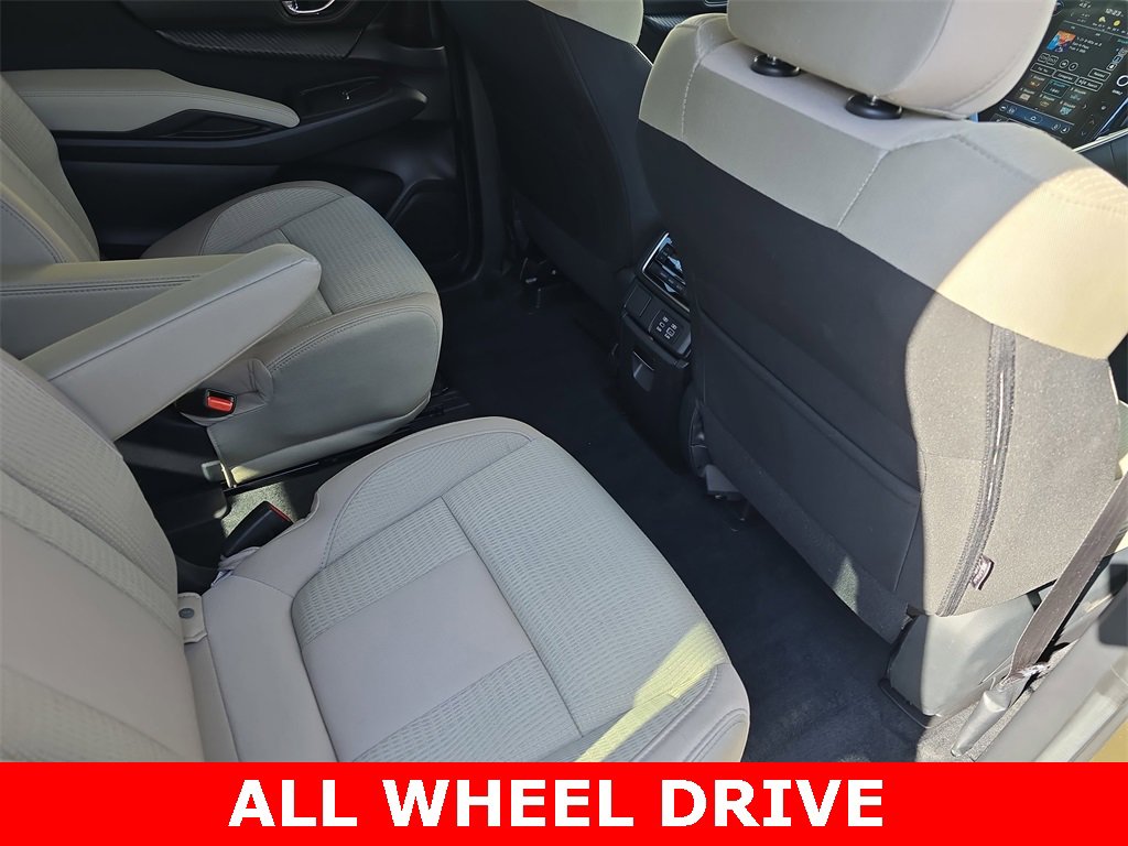 Used 2023 Subaru Ascent Premium w/ Convenience Package image 12