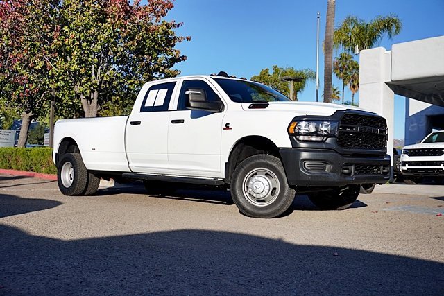 Certified 2023 RAM 3500 Tradesman image 2