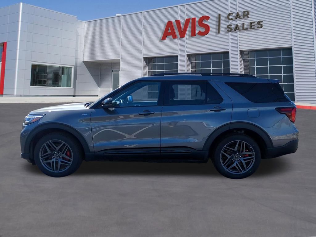 Used 2025 Ford Explorer ST-Line w/ ST-Line Street Pack image 10