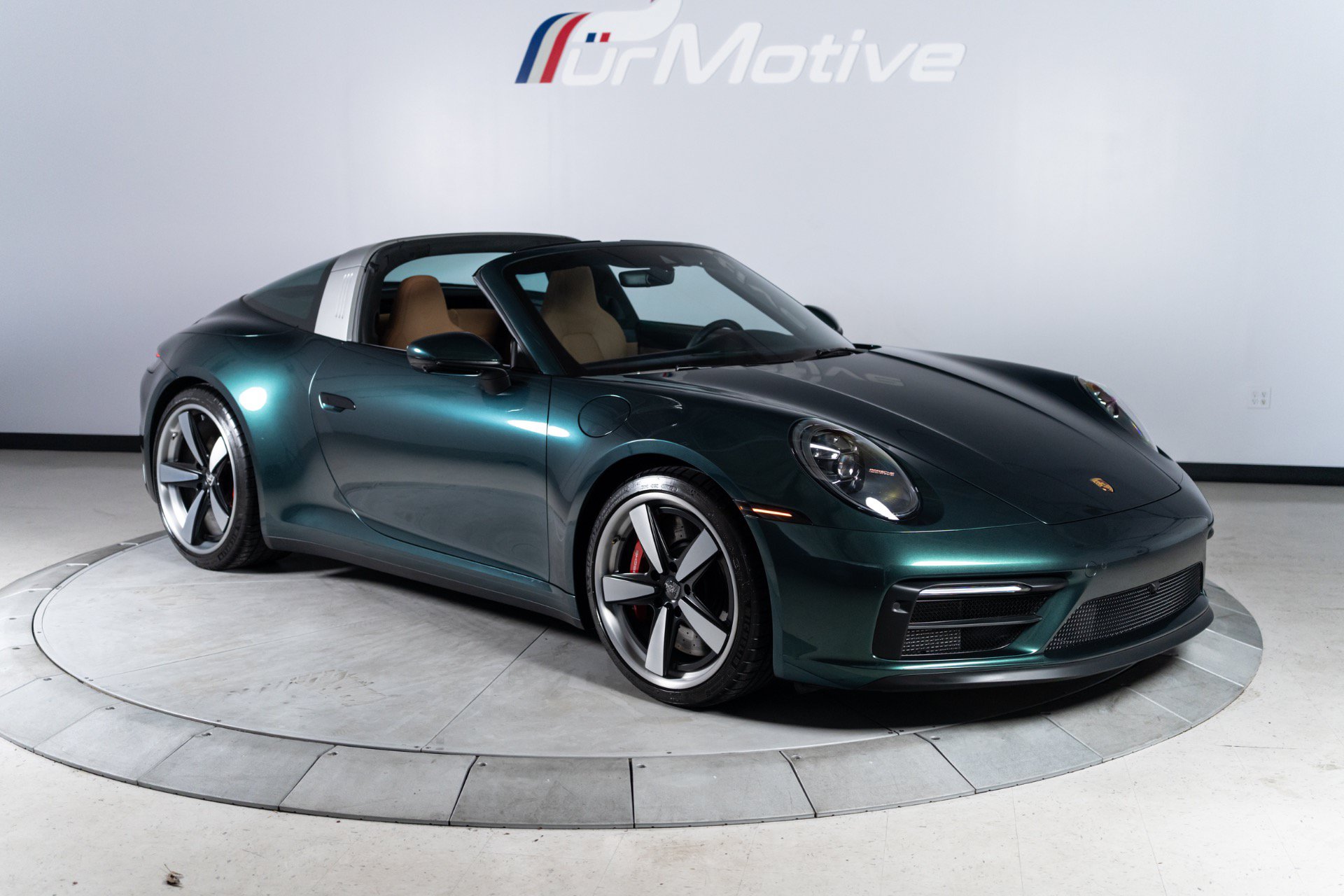 Used 2024 Porsche 911 Targa 4 GTS AWD/4WD image 19