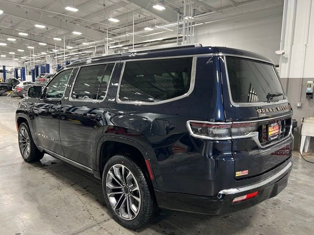 New 2025 Jeep Grand Wagoneer Series III w/ HD Trailer Tow Package image 5