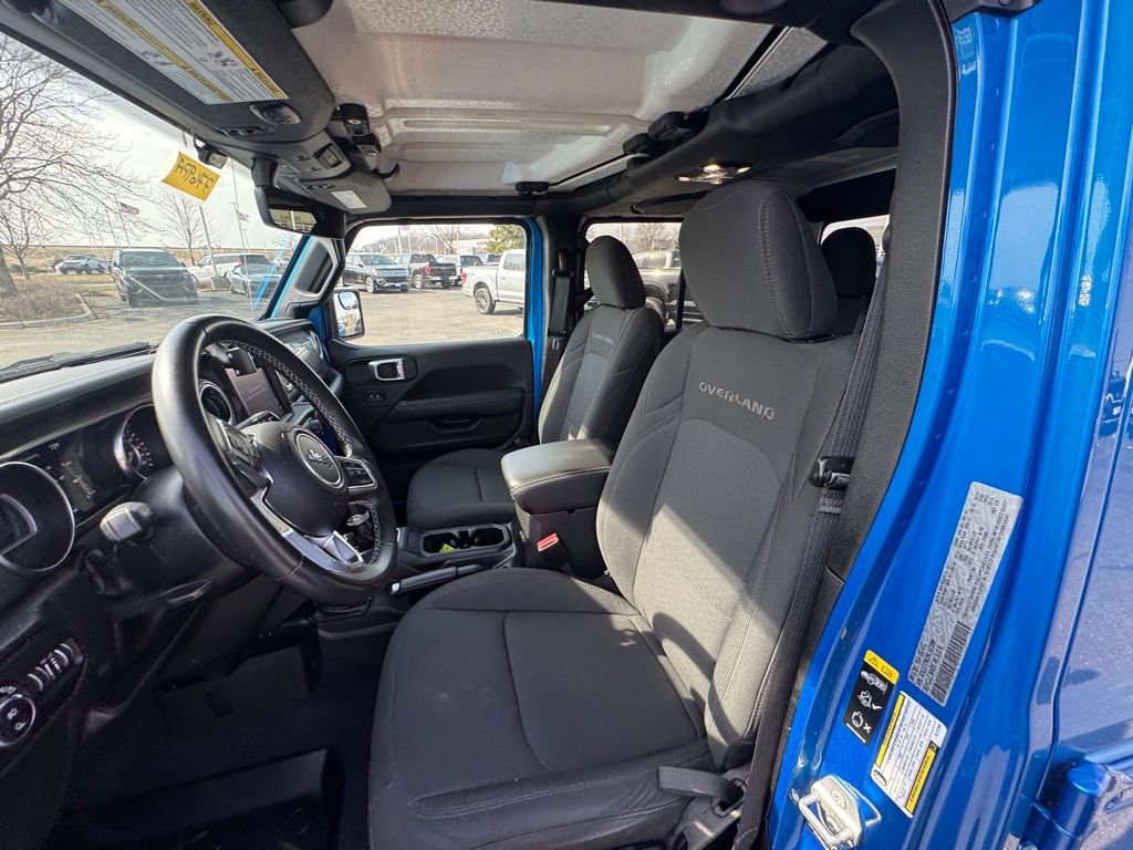 Used 2022 Jeep Gladiator Overland image 12