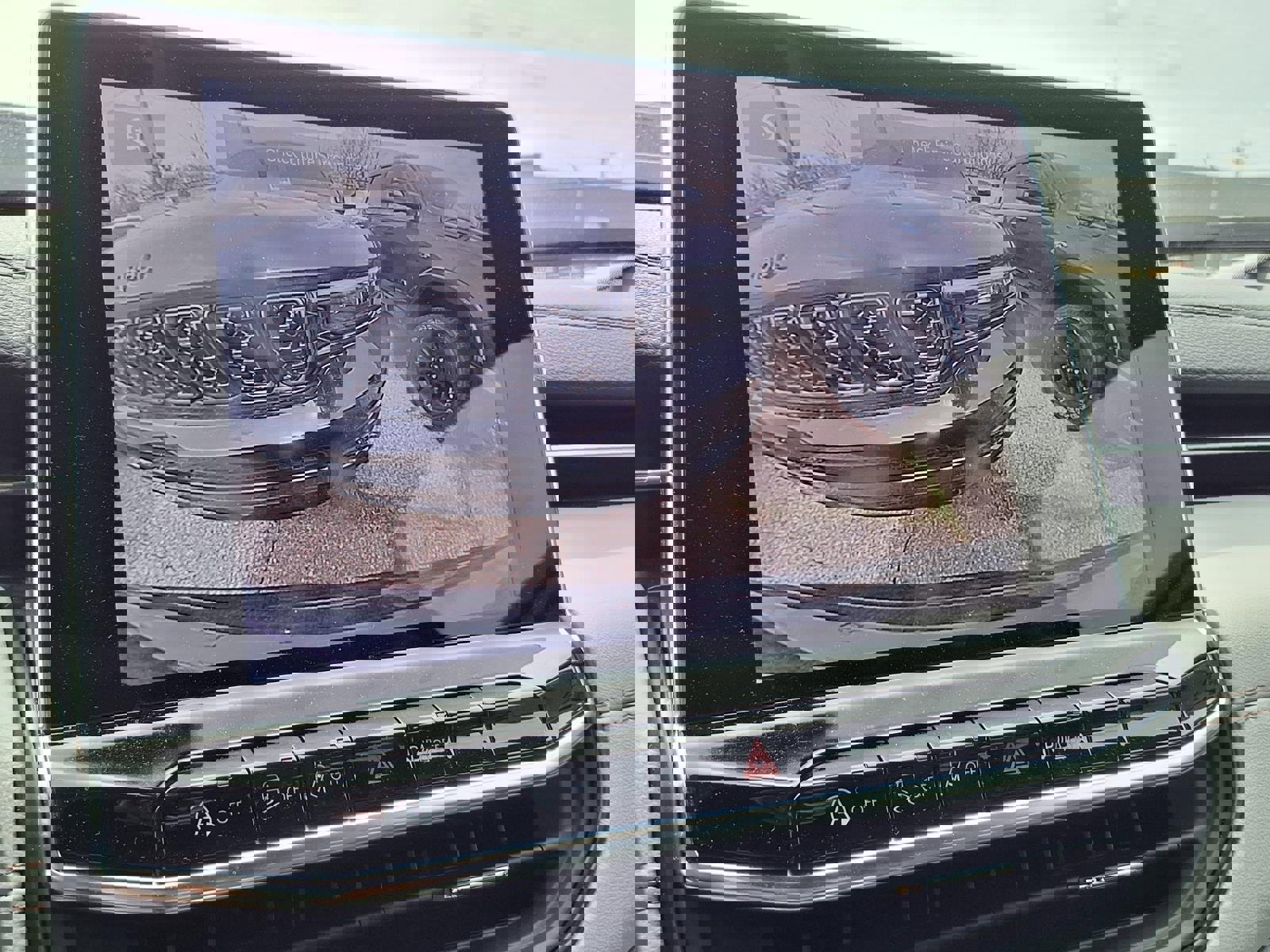 Used 2026 Jeep Compass Limited image 8