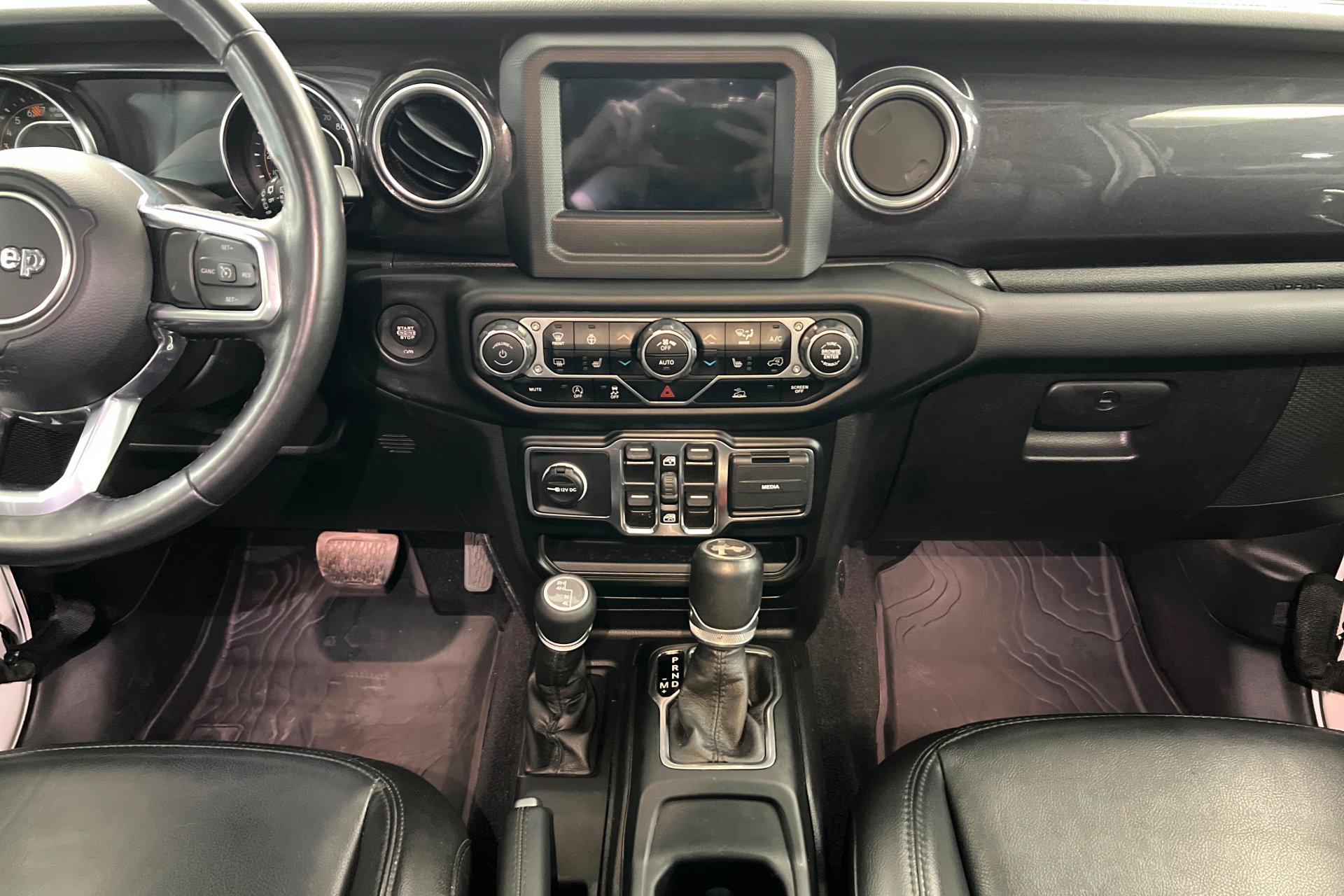 Certified 2021 Jeep Wrangler Unlimited Sahara AWD/4WD image 13