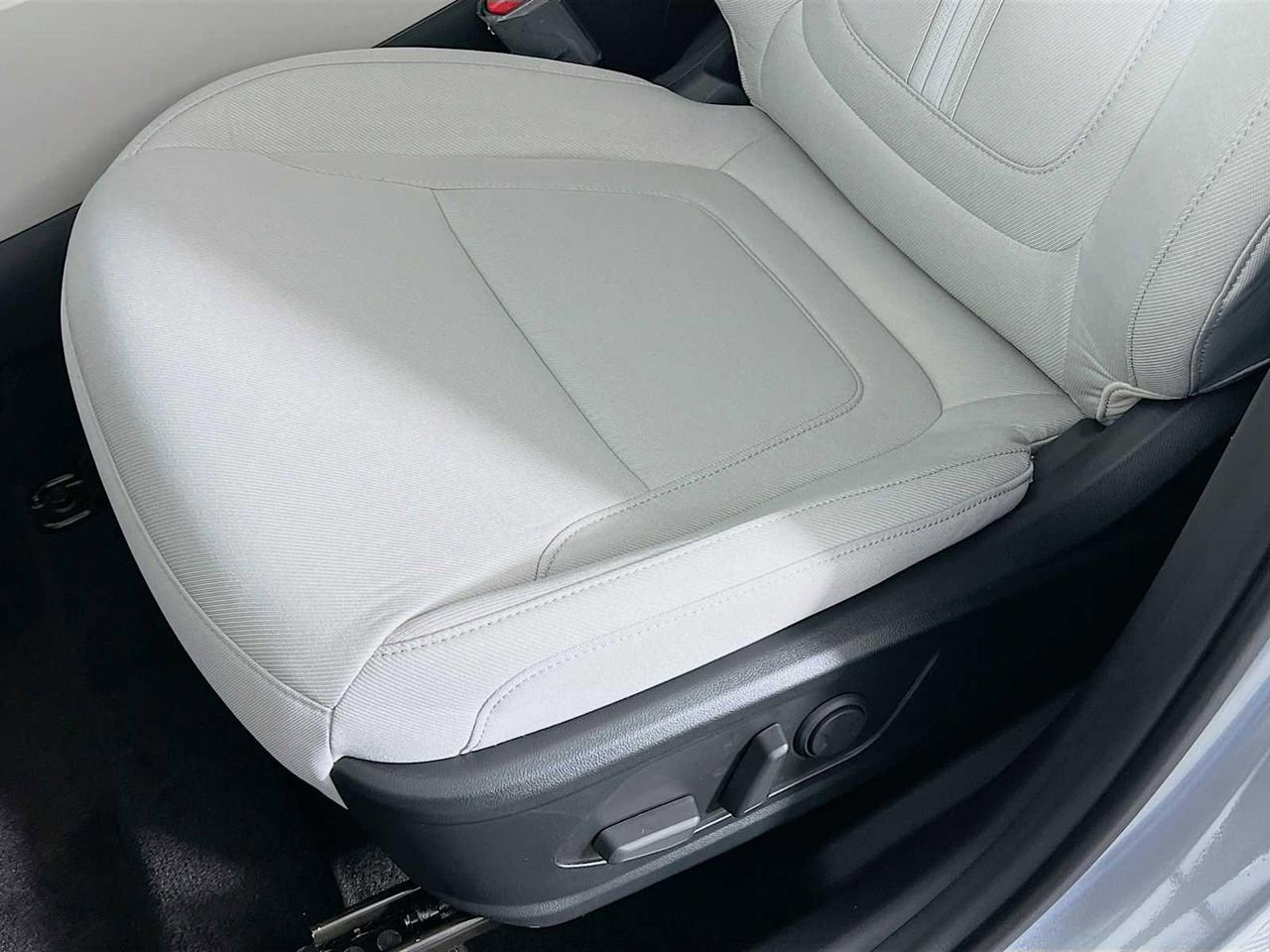 New 2026 Hyundai Tucson SEL image 18