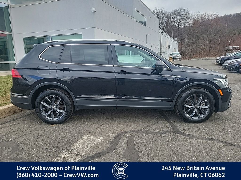 Certified 2022 Volkswagen Tiguan SE image 33