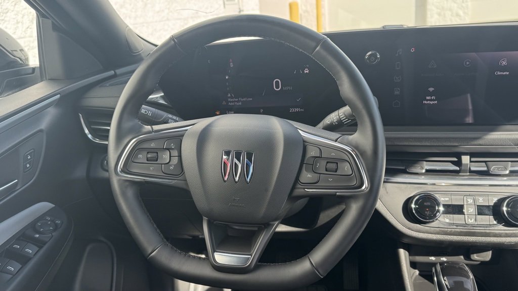 Used 2024 Buick Envista Preferred w/ Convenience I Package image 9