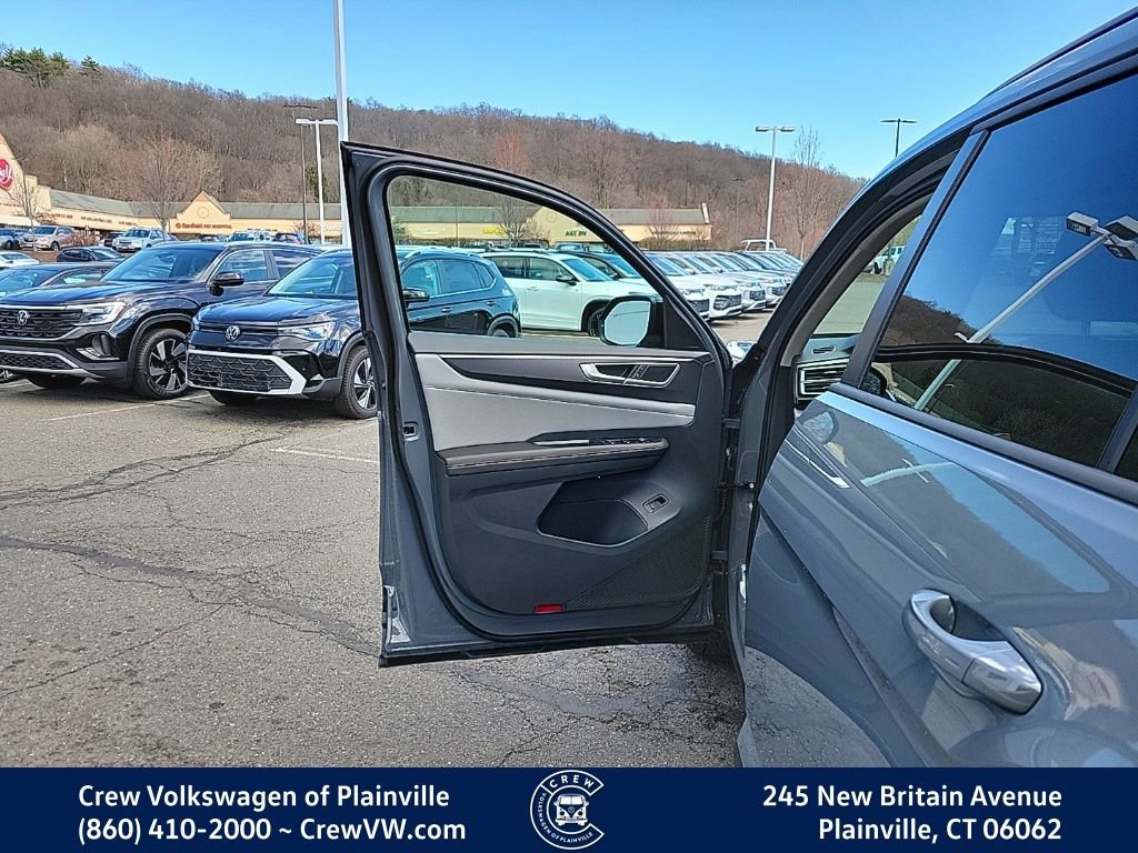 New 2026 Volkswagen Atlas Peak Edition image 37