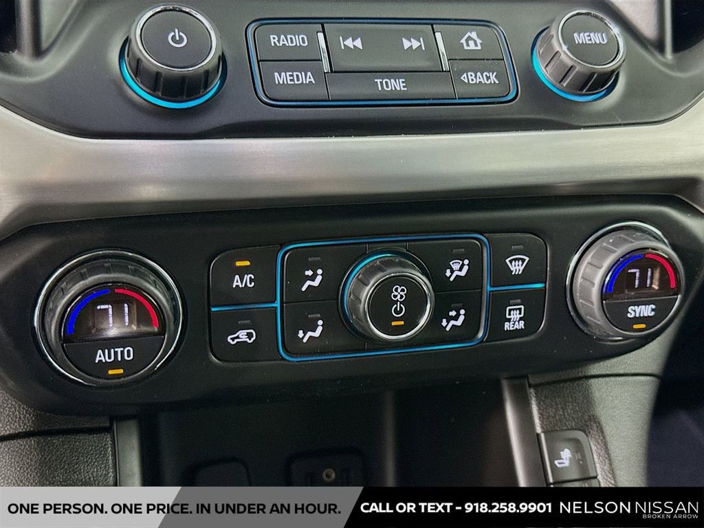 Used 2019 GMC Acadia SLT w/ Black Edition image 16