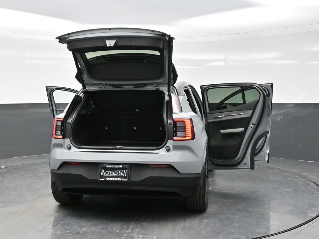 New 2026 Volvo EX30 Plus w/ Protection Package Premier AWD/4WD image 39