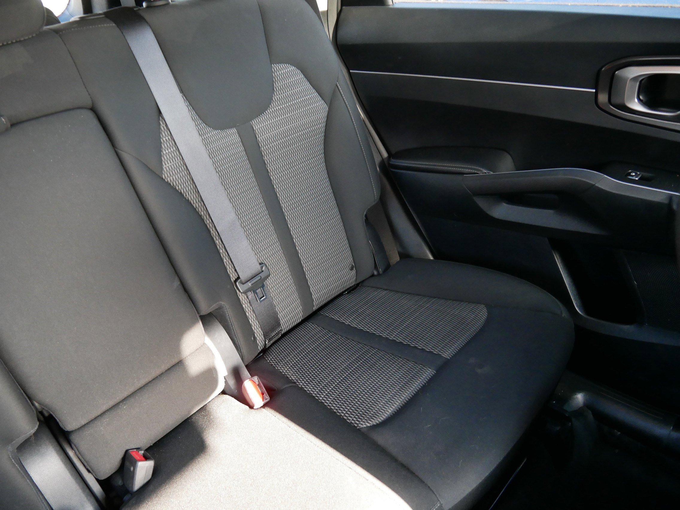 Used 2022 Kia Sorento LX image 14