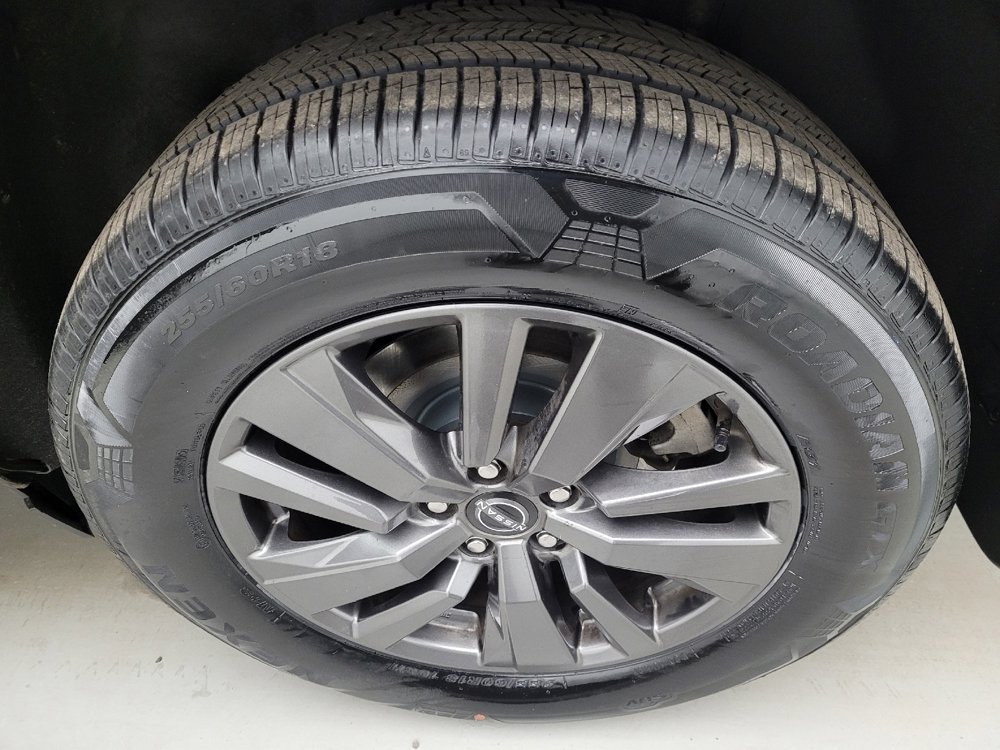 Used 2023 Nissan Pathfinder SV AWD/4WD image 31