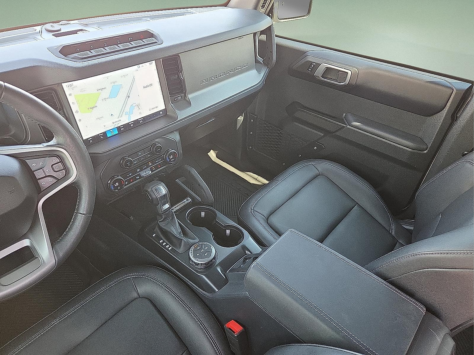 Used 2025 Ford Bronco Badlands AWD/4WD image 19