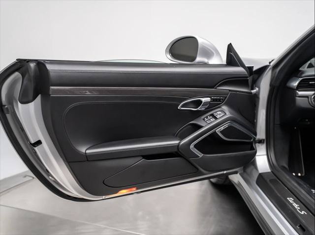 Used 2016 Porsche 911 Turbo S AWD/4WD image 29