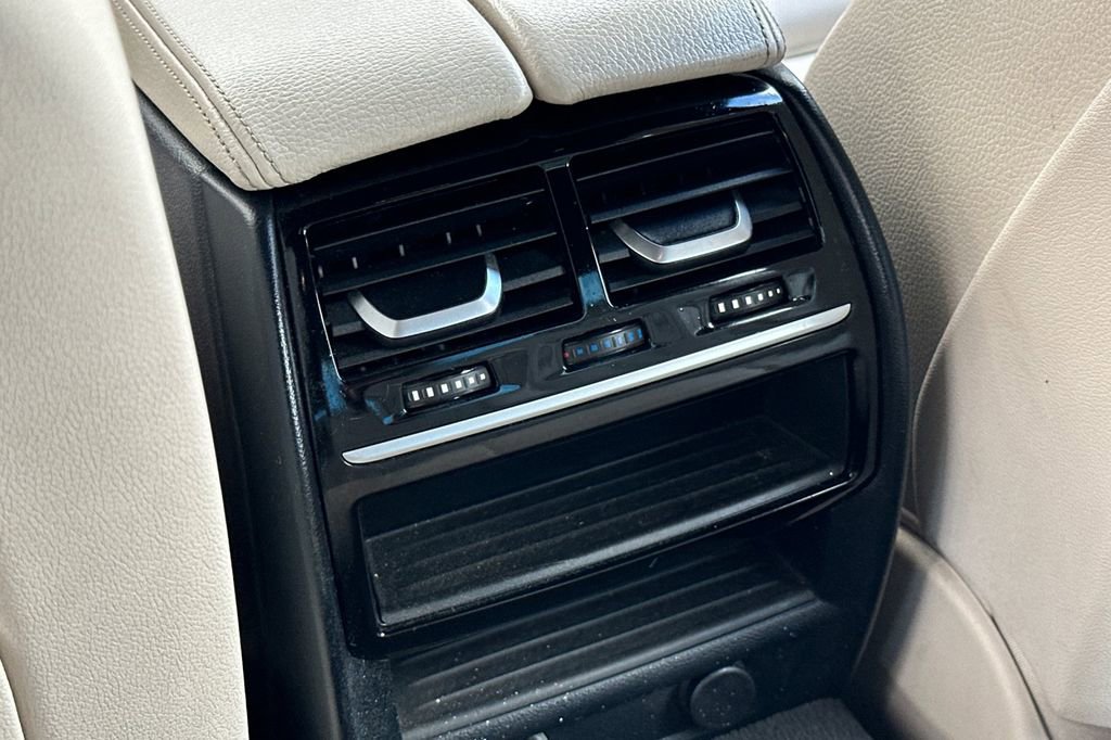 Used 2018 BMW 530i image 13