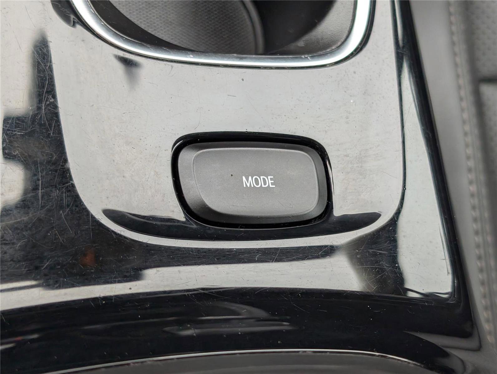 Used 2023 Buick Envision Essence w/ Sport Touring Package image 27