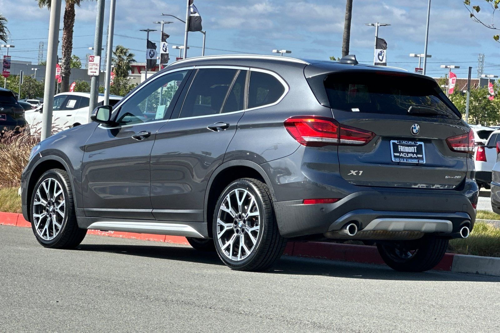 Used 2020 BMW X1 sDrive28i w/ Premium Package FWD image 6