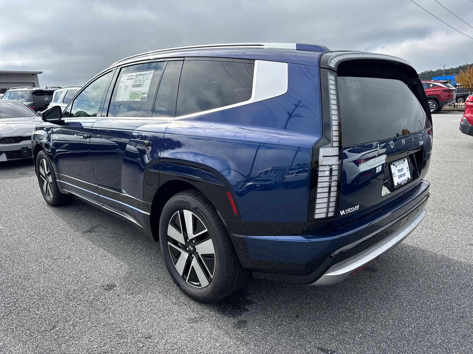 New 2026 Hyundai Ioniq 9 SEL image 5