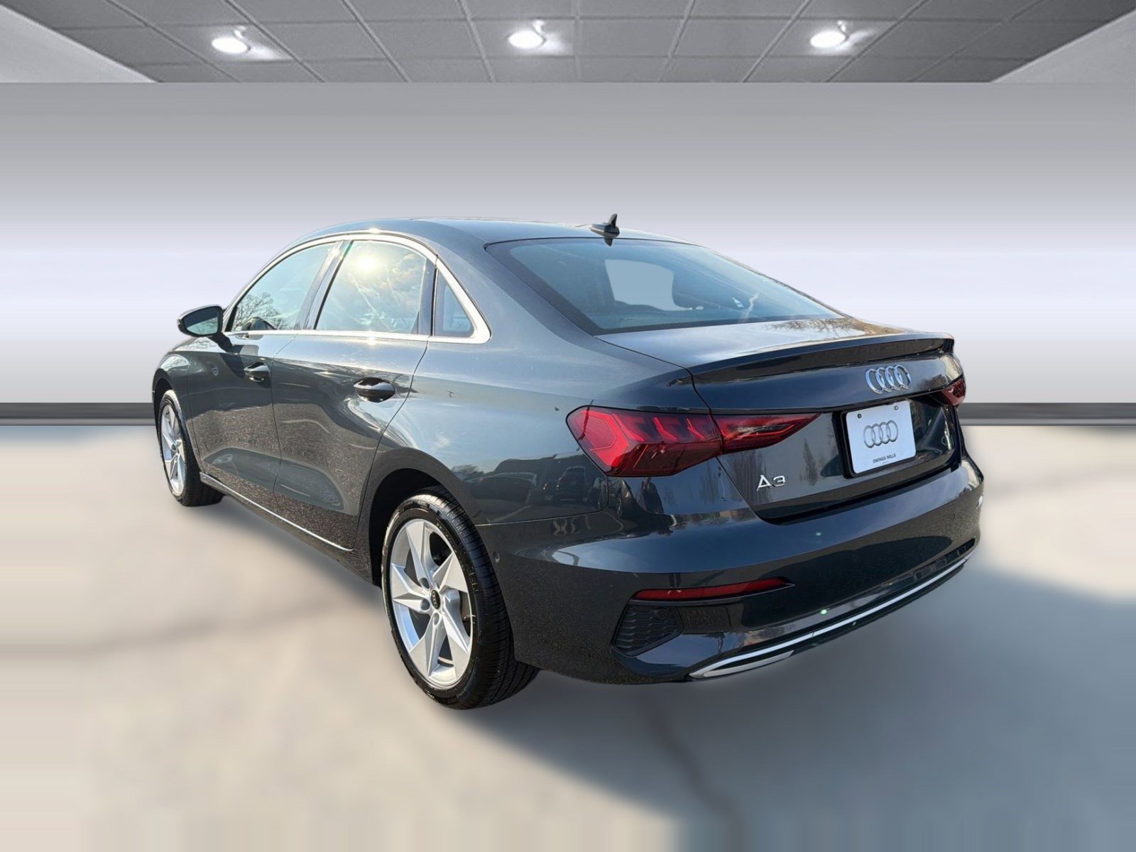 Used 2024 Audi A3 2.0T Premium image 3