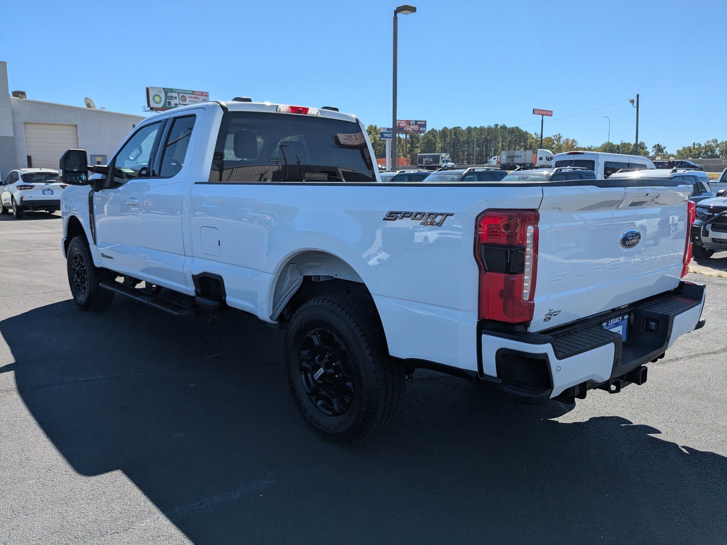 New 2024 Ford F250 XLT w/ XLT Premium Package AWD/4WD image 9