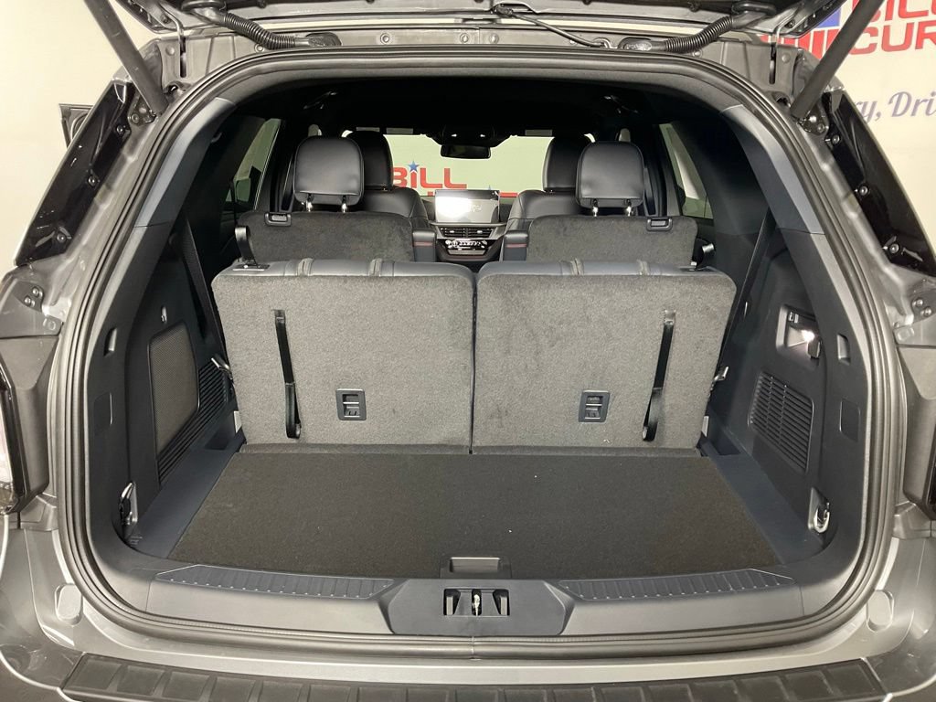 New 2026 Ford Explorer ST-Line w/ ST-Line Street Pack RWD image 11
