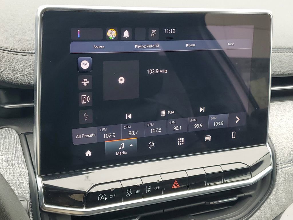 Used 2023 Jeep Compass Latitude image 21